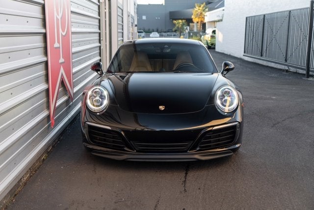 2017 Porsche 911 Carrera 4S