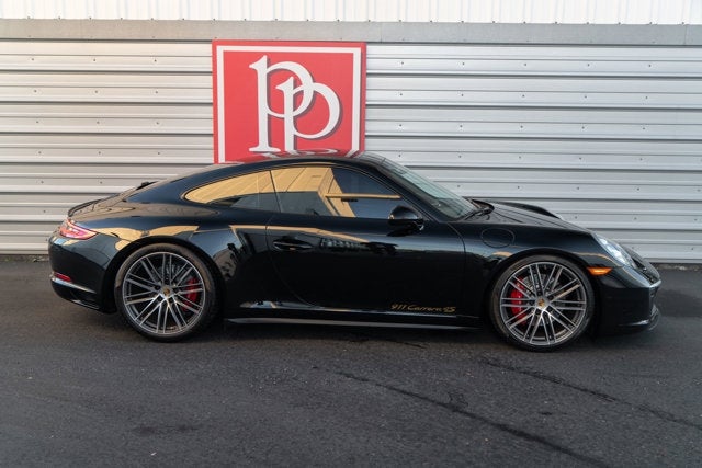 2017 Porsche 911 Carrera 4S