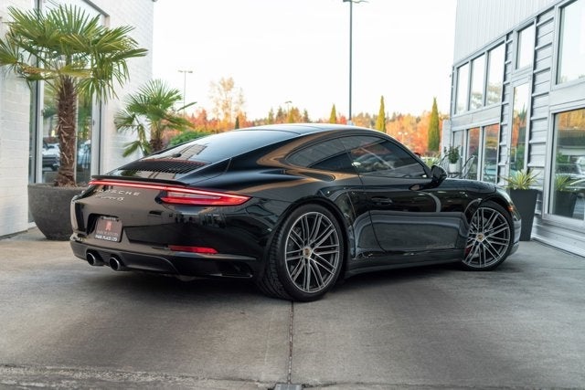 2017 Porsche 911 Carrera 4S