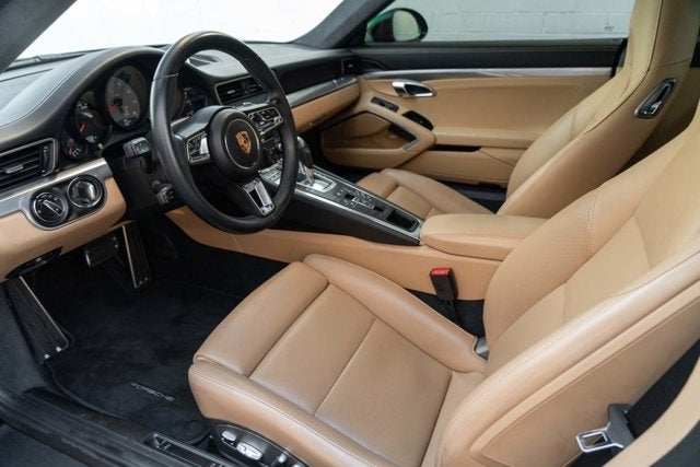 2017 Porsche 911 Carrera 4S