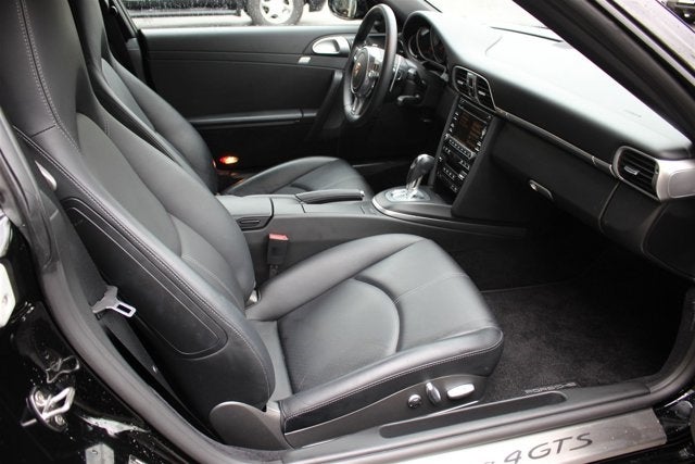 2012 Porsche Carrera 4 GTS