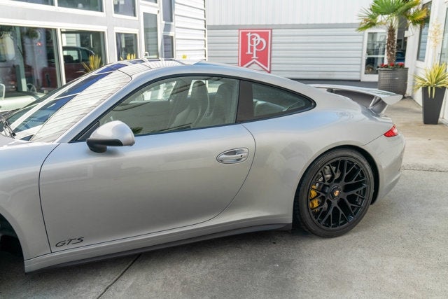 2015 Porsche 911 Carrera GTS