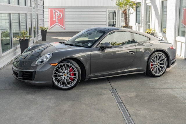 2017 Porsche 911 Carrera 4S