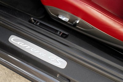 2017 Porsche 911 Carrera 4S