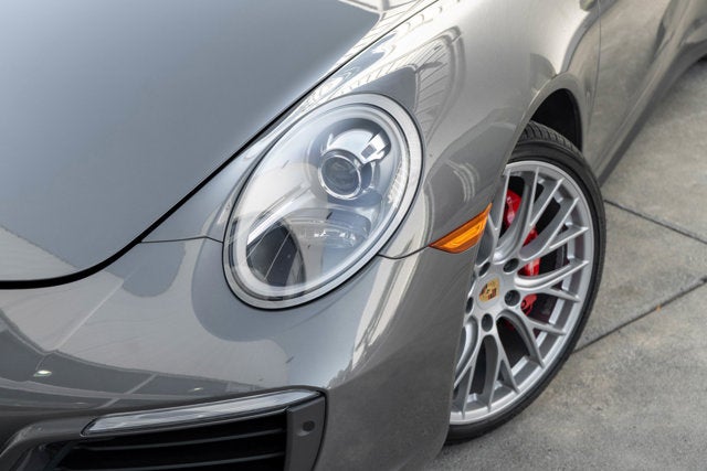 2017 Porsche 911 Carrera 4S