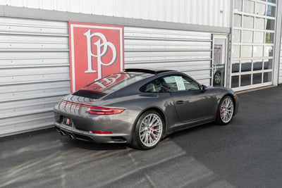 2017 Porsche 911 Carrera 4S