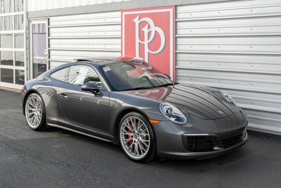 2017 Porsche 911 Carrera 4S