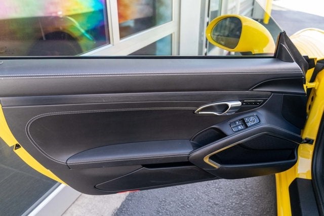 2018 Porsche 911 Carrera 4 GTS