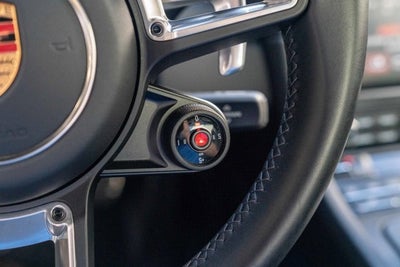 2018 Porsche 911 Carrera 4 GTS