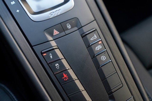 2018 Porsche 911 Carrera 4 GTS