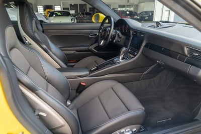 2018 Porsche 911 Carrera 4 GTS