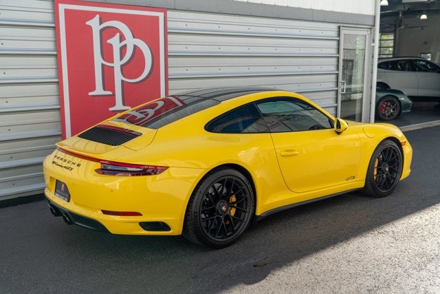 2018 Porsche 911 Carrera 4 GTS