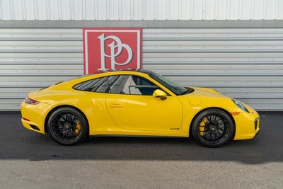 2018 Porsche 911 Carrera 4 GTS