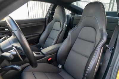 2018 Porsche 911 Carrera 4 GTS