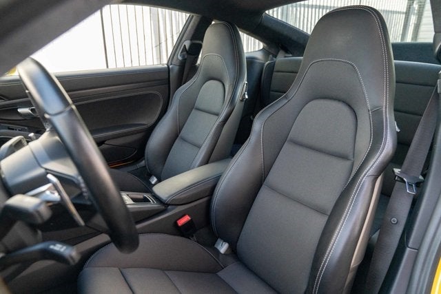 2018 Porsche 911 Carrera 4 GTS