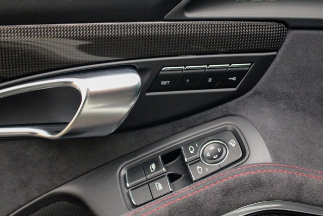 2015 Porsche 911 Carrera GTS