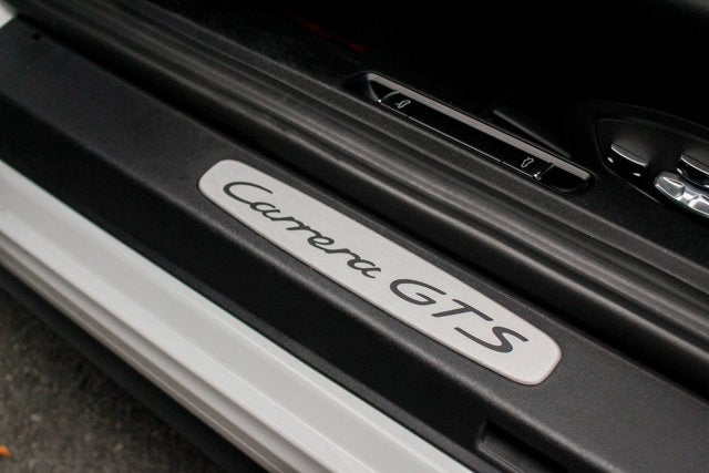 2015 Porsche 911 Carrera GTS