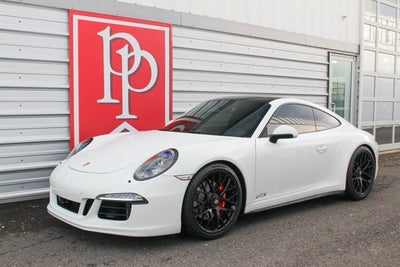 2015 Porsche 911 Carrera GTS