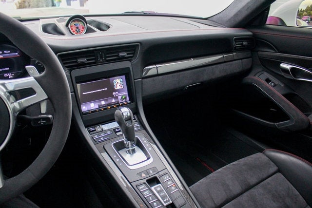 2015 Porsche 911 Carrera GTS