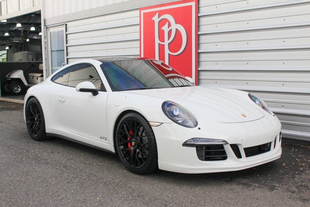 2015 Porsche 911 Carrera GTS