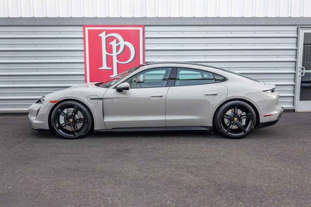 2022 Porsche Taycan 4S