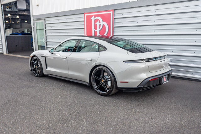 2022 Porsche Taycan 4S