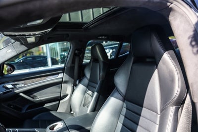 2015 Porsche Panamera Turbo