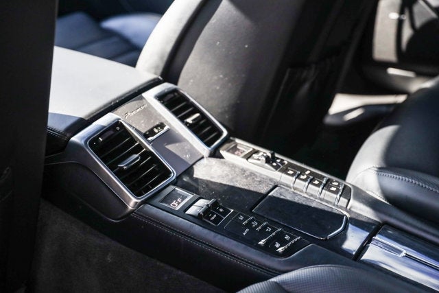 2015 Porsche Panamera Turbo