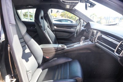 2015 Porsche Panamera Turbo