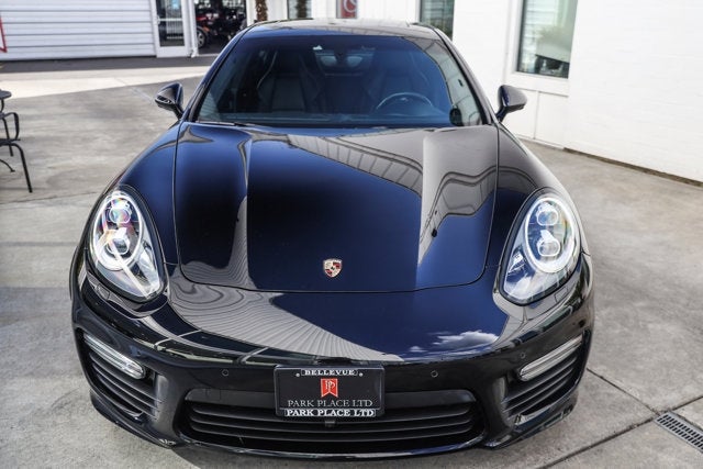 2015 Porsche Panamera Turbo