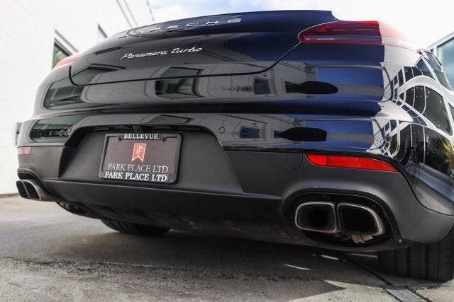 2015 Porsche Panamera Turbo