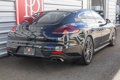 2015 Porsche Panamera Turbo