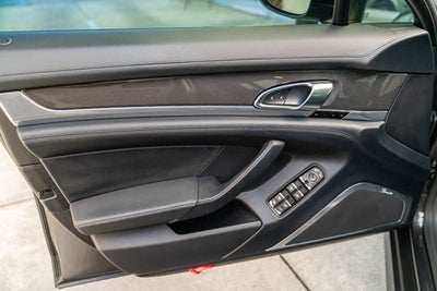 2015 Porsche Panamera Turbo S