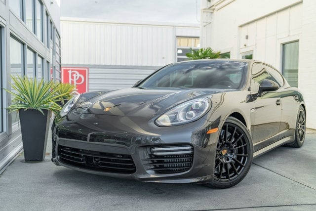 2015 Porsche Panamera Turbo S