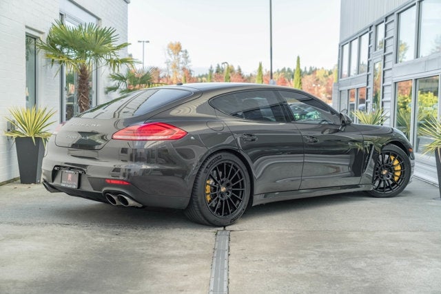 2015 Porsche Panamera Turbo S