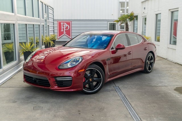 2016 Porsche Panamera Turbo