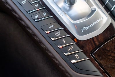 2016 Porsche Panamera Turbo