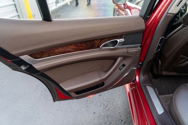 2016 Porsche Panamera Turbo