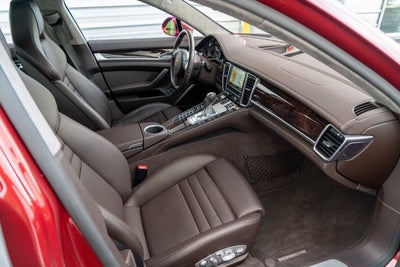 2016 Porsche Panamera Turbo