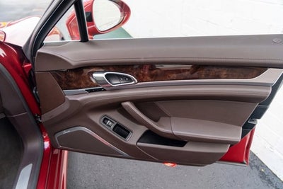 2016 Porsche Panamera Turbo