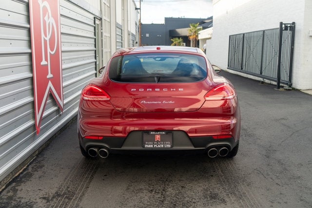 2016 Porsche Panamera Turbo