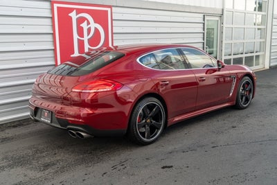 2016 Porsche Panamera Turbo