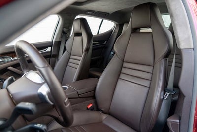 2016 Porsche Panamera Turbo