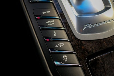 2011 Porsche Panamera Turbo