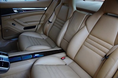 2011 Porsche Panamera Turbo