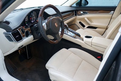 2013 Porsche Panamera Turbo S