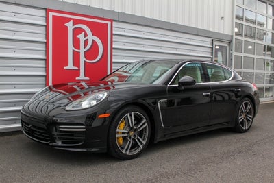 2016 Porsche Panamera Turbo S
