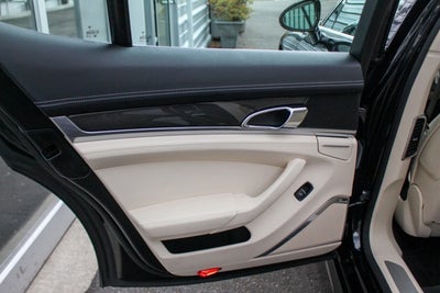 2016 Porsche Panamera Turbo S