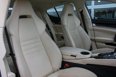 2016 Porsche Panamera Turbo S