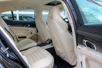 2016 Porsche Panamera Turbo S